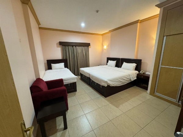 Al Thill Hotel image 25